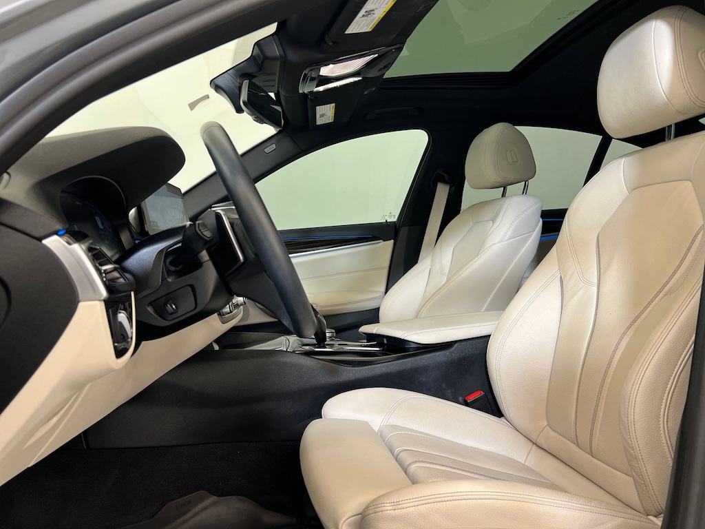 Certified 2023 BMW 530e  Sedan