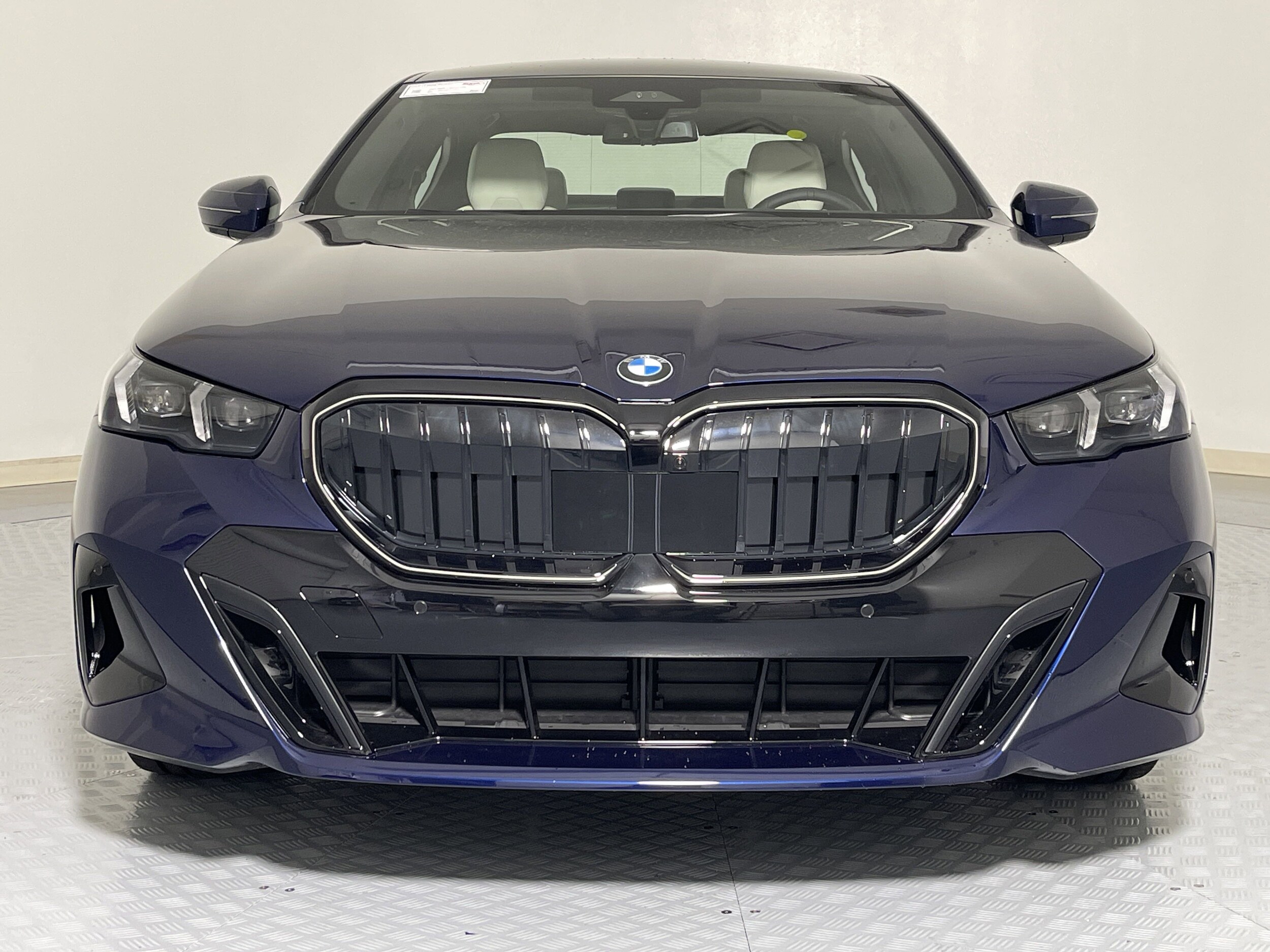 2026 Bmw 530i photo 2