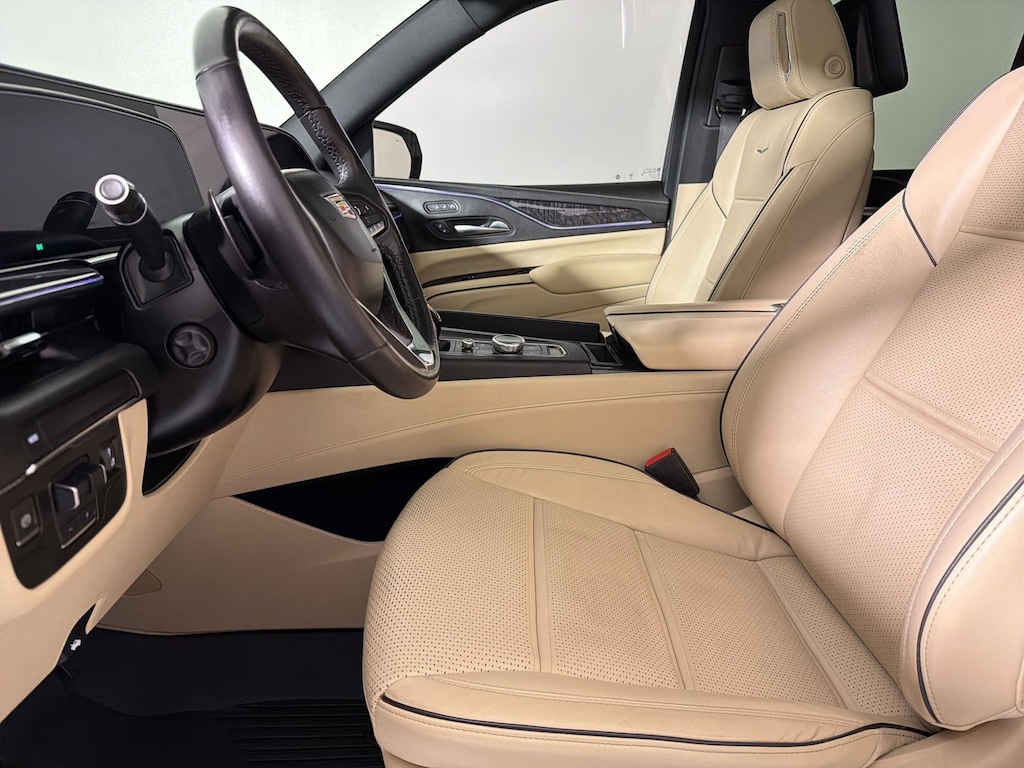 Used 2021 CADILLAC Escalade Premium Luxury 4x2 SUV