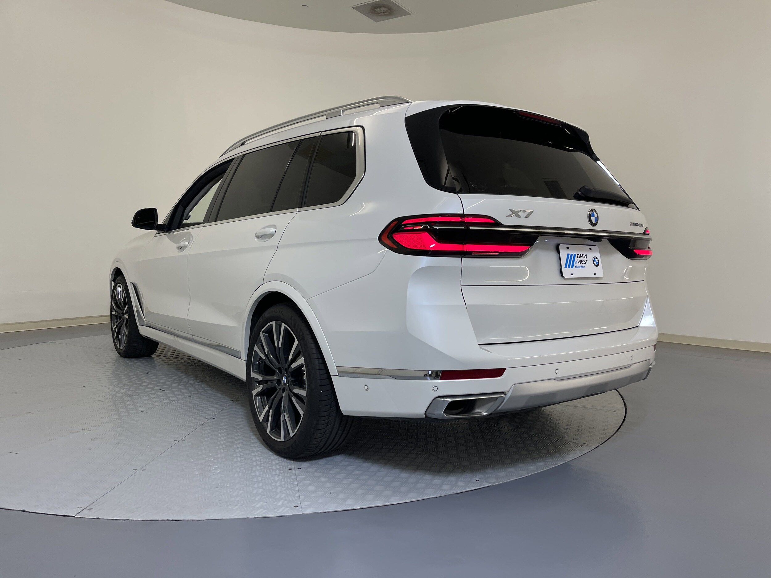 2024 Bmw X7 xDrive40i photo 3
