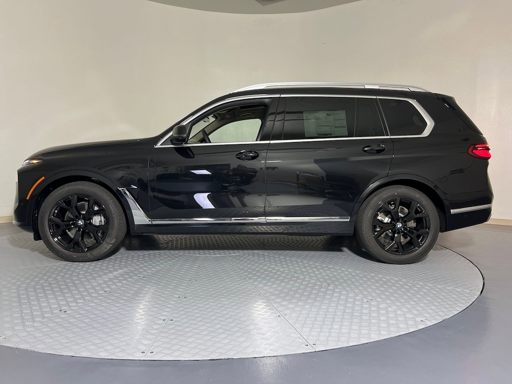 New 2026 BMW X7 xDrive40i SUV