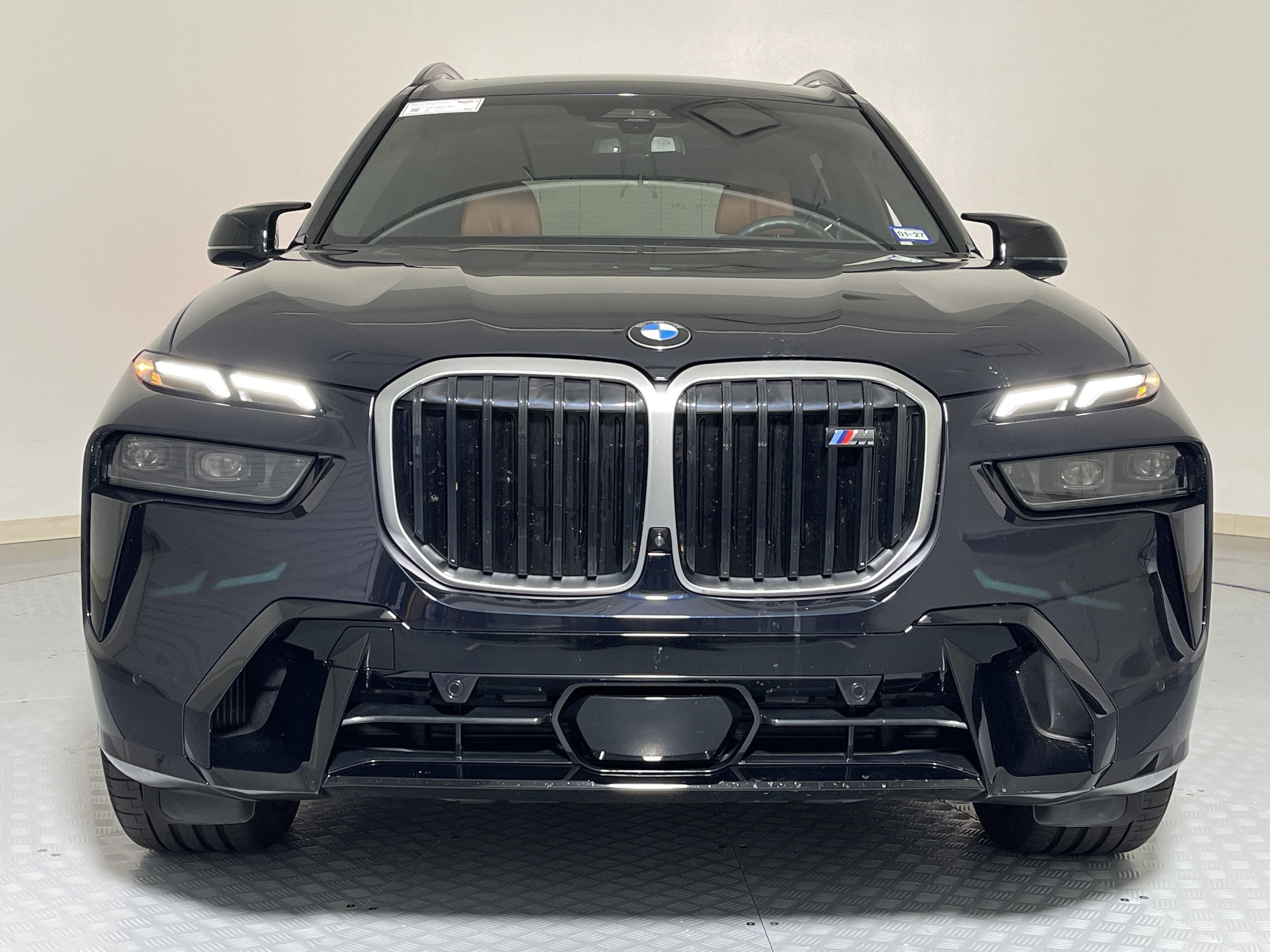 Used 2025 BMW X7 M60i with VIN 5UX33EM05S9X17289 for sale in Katy, TX
