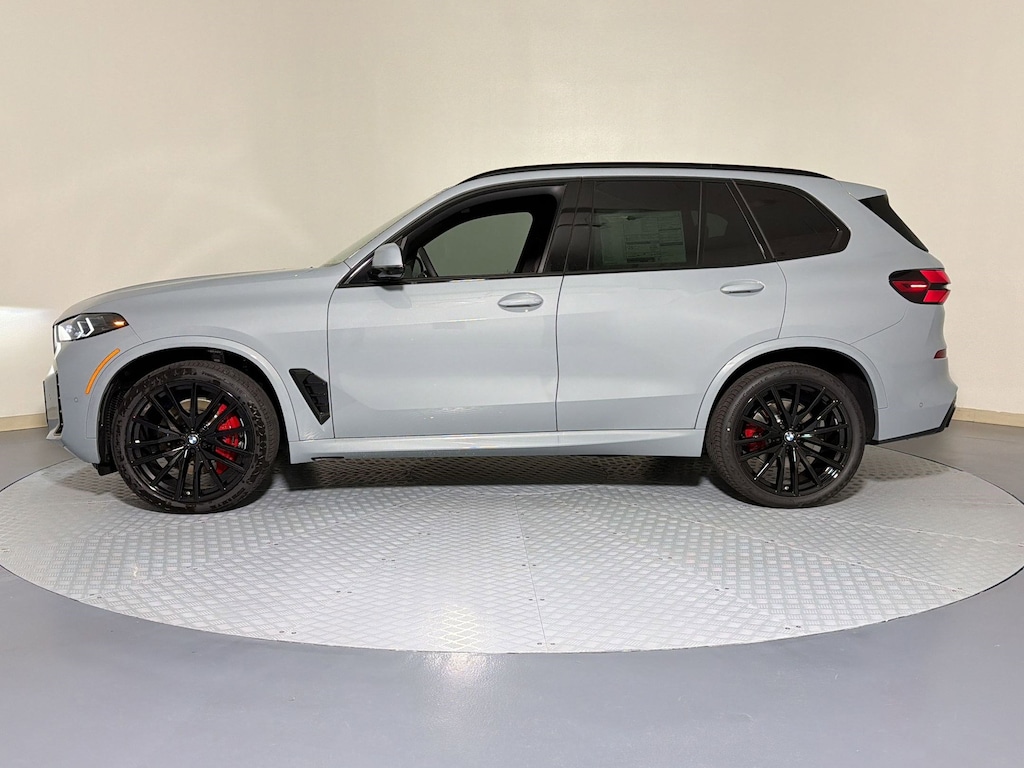 New 2026 BMW X5 sDrive40i SUV