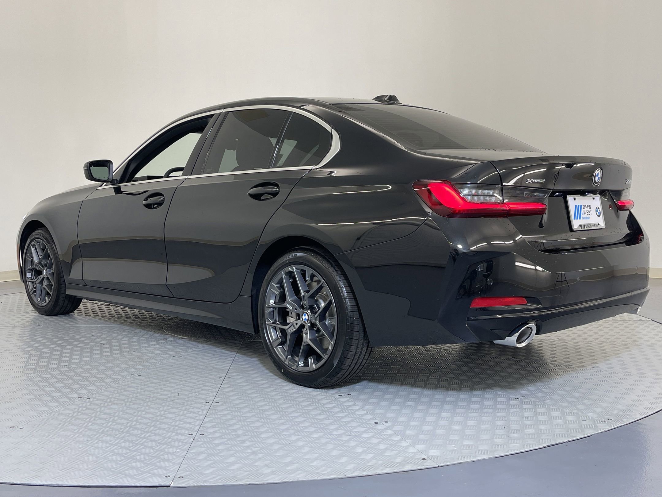 2025 Bmw 330i xDrive photo 3