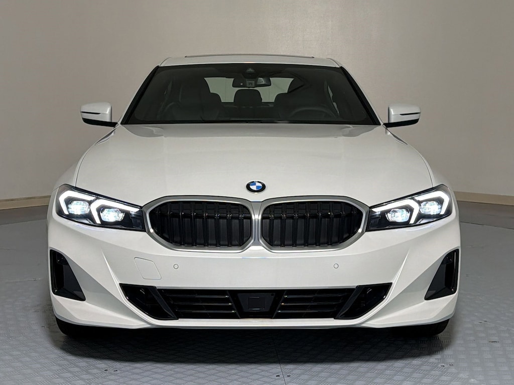 New 2026 BMW 330i xDrive Sedan