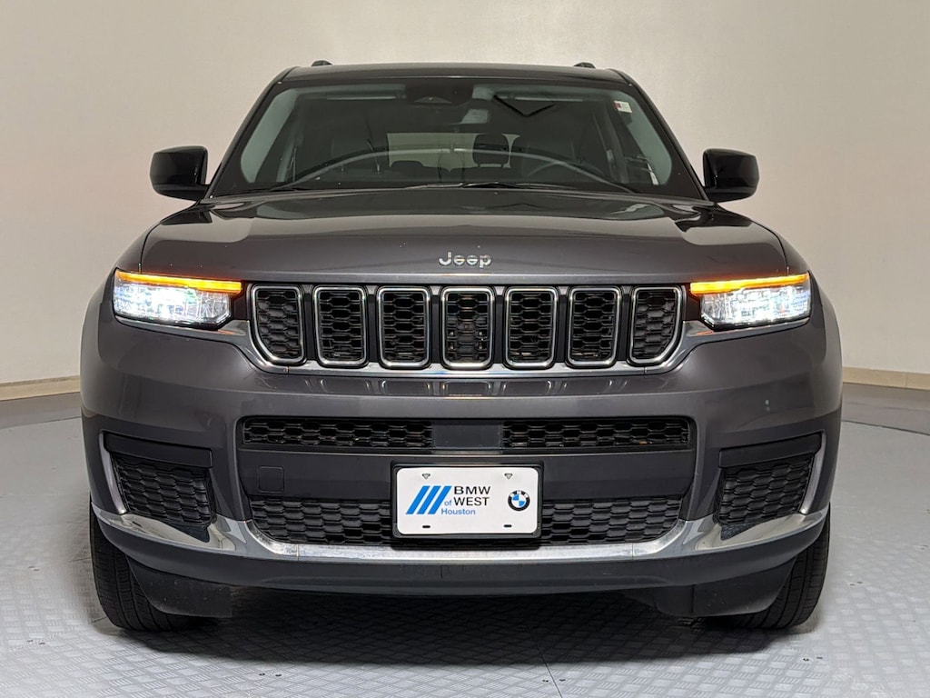 Used 2023 Jeep Grand Cherokee L Laredo SUV