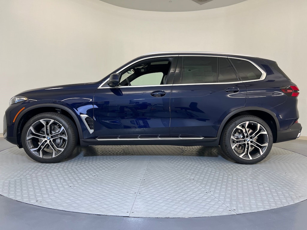 New 2026 BMW X5 sDrive40i SUV