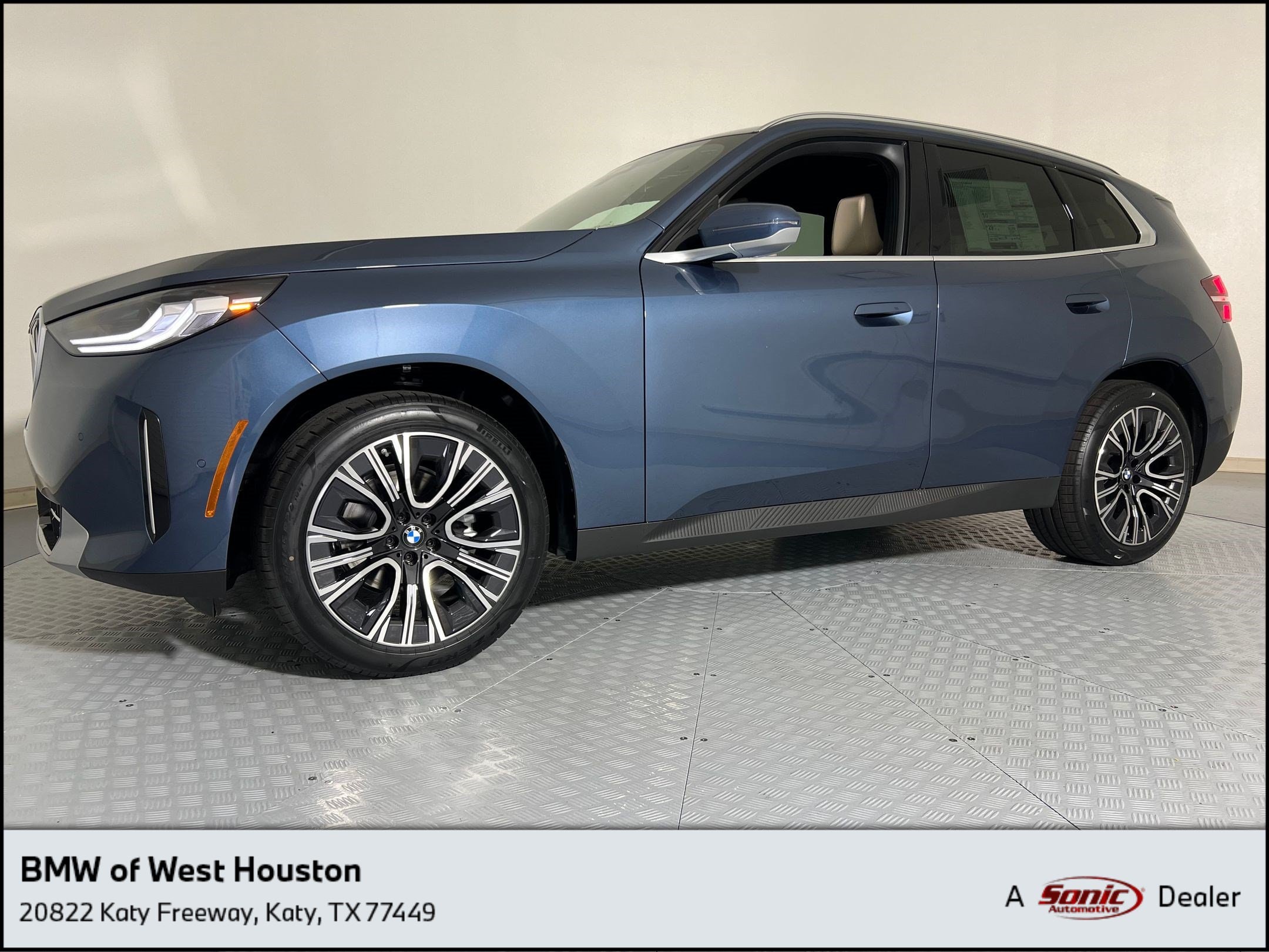 2026 BMW X3 30 XDRIVE's photo