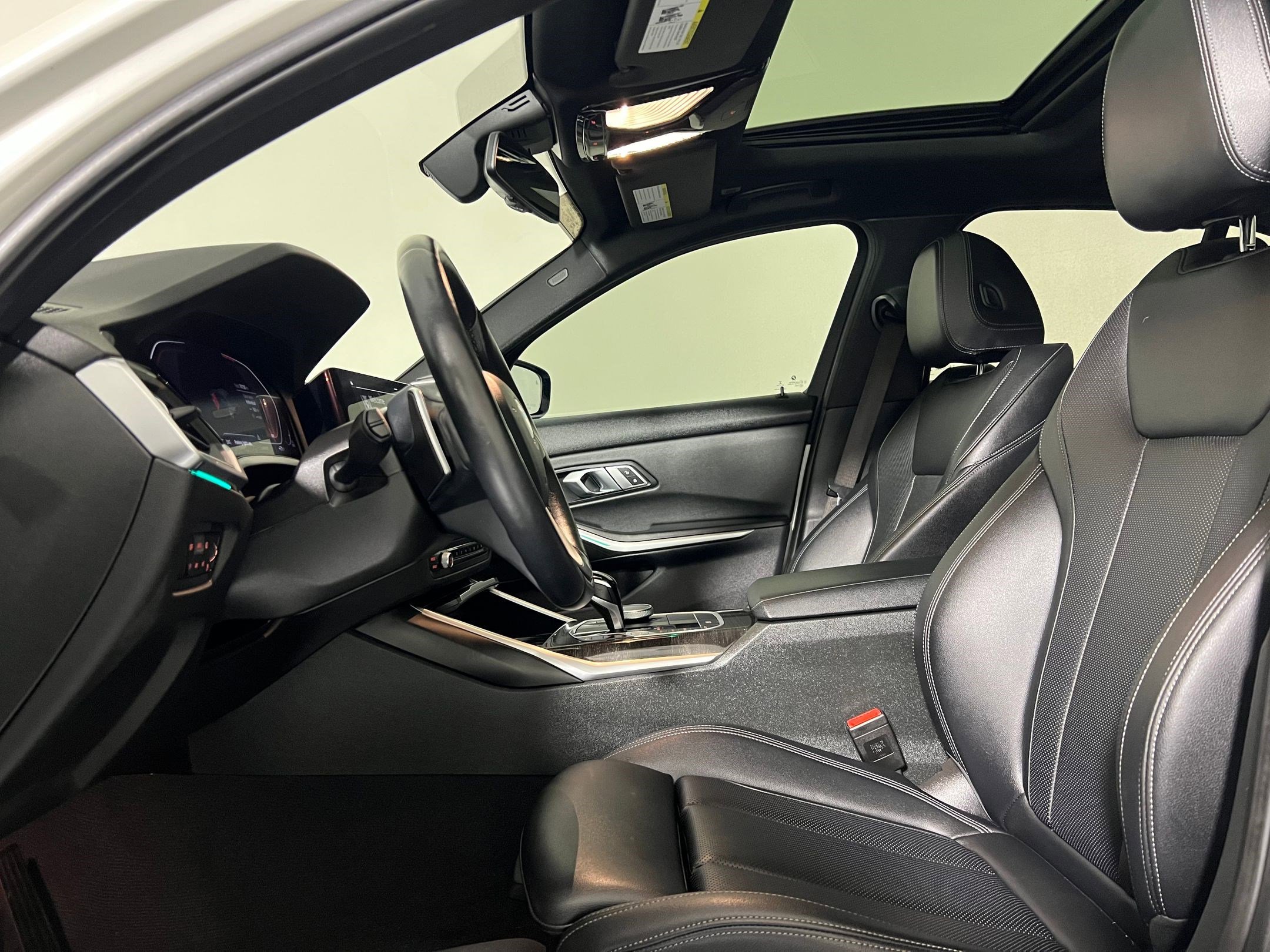 2022 Bmw 330i 3-Series photo 4