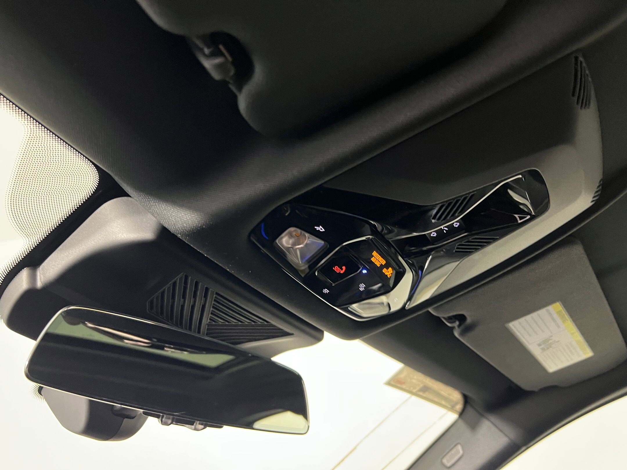 2025 BMW 2 Series 228 - Photo 18