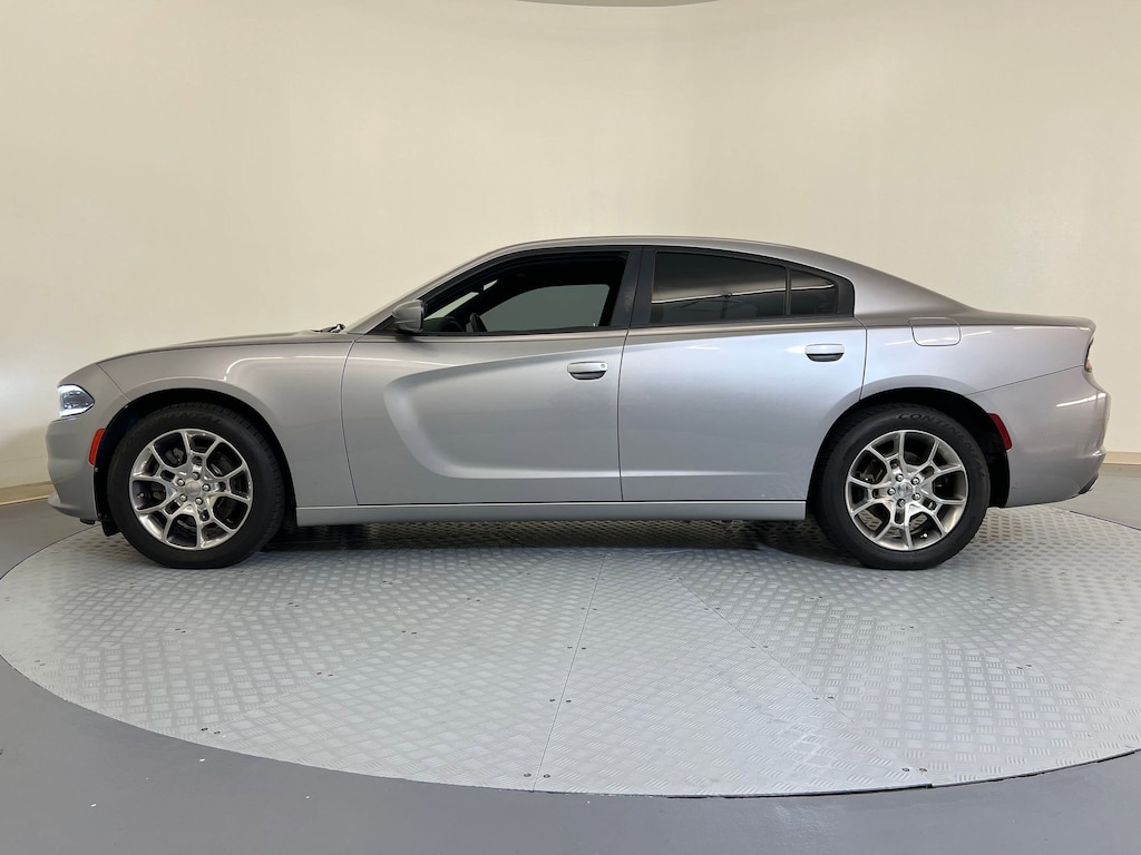 Used 2015 Dodge Charger SE Sedan