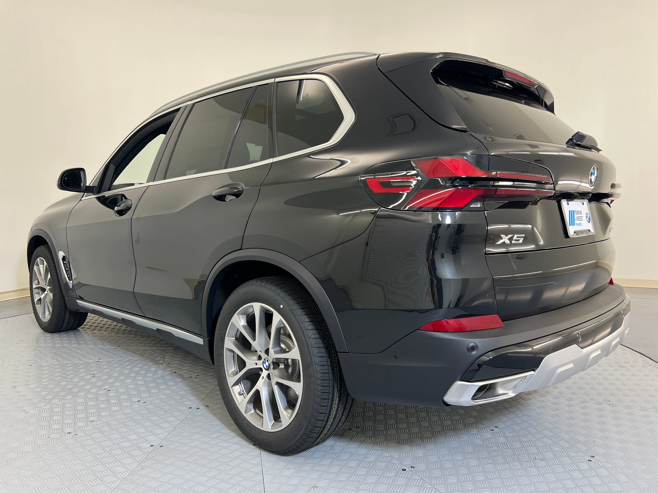 2026 Bmw X5 sDrive40i photo 3