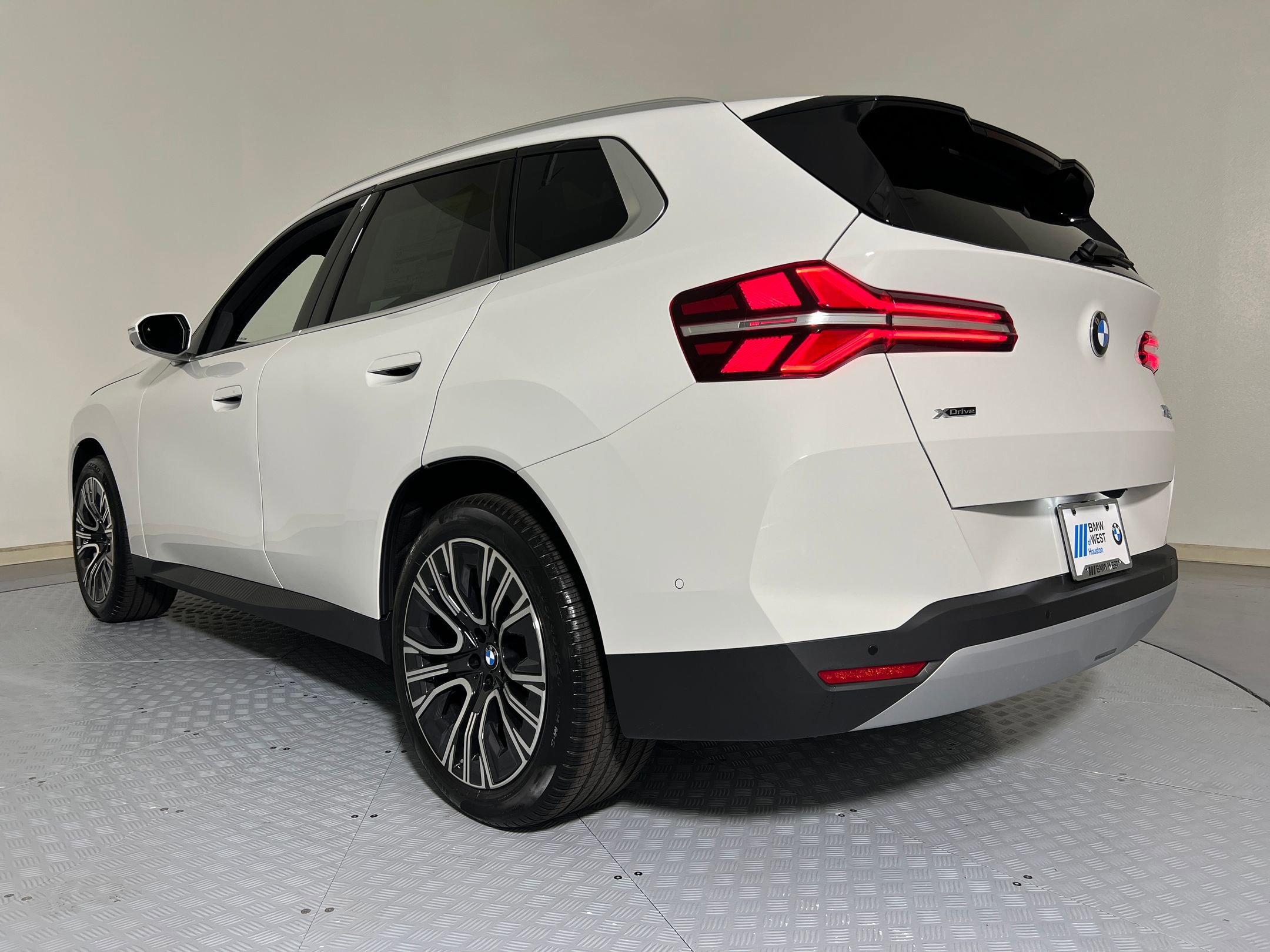 2026 Bmw X3 photo 2