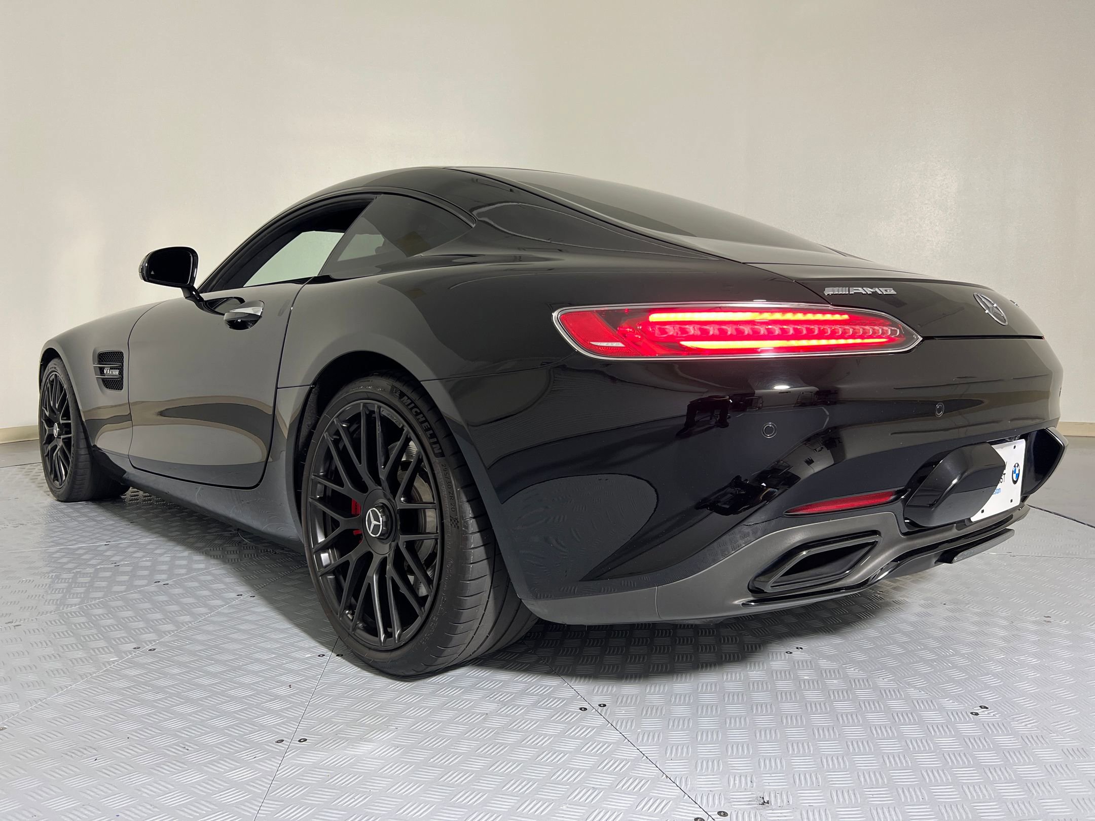 2016 Mercedes Benz S AMG photo 2