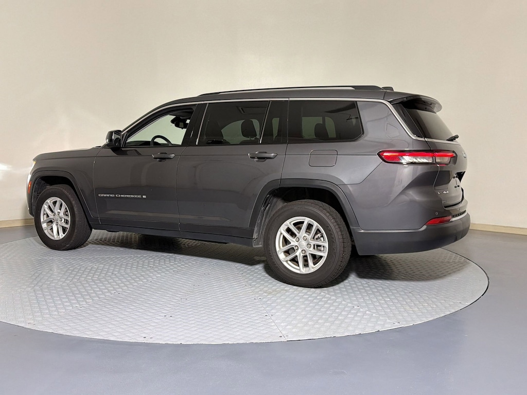 Used 2023 Jeep Grand Cherokee L Laredo SUV