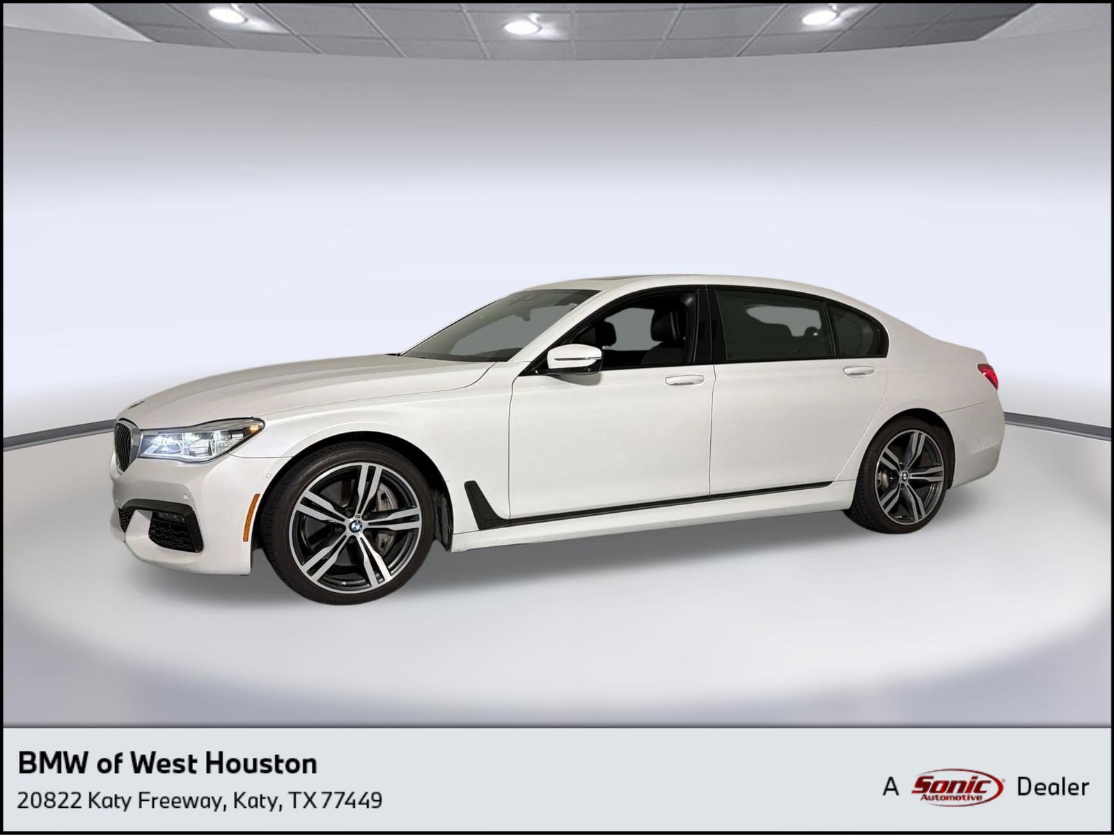 2019 BMW 7 Series 750i's photo