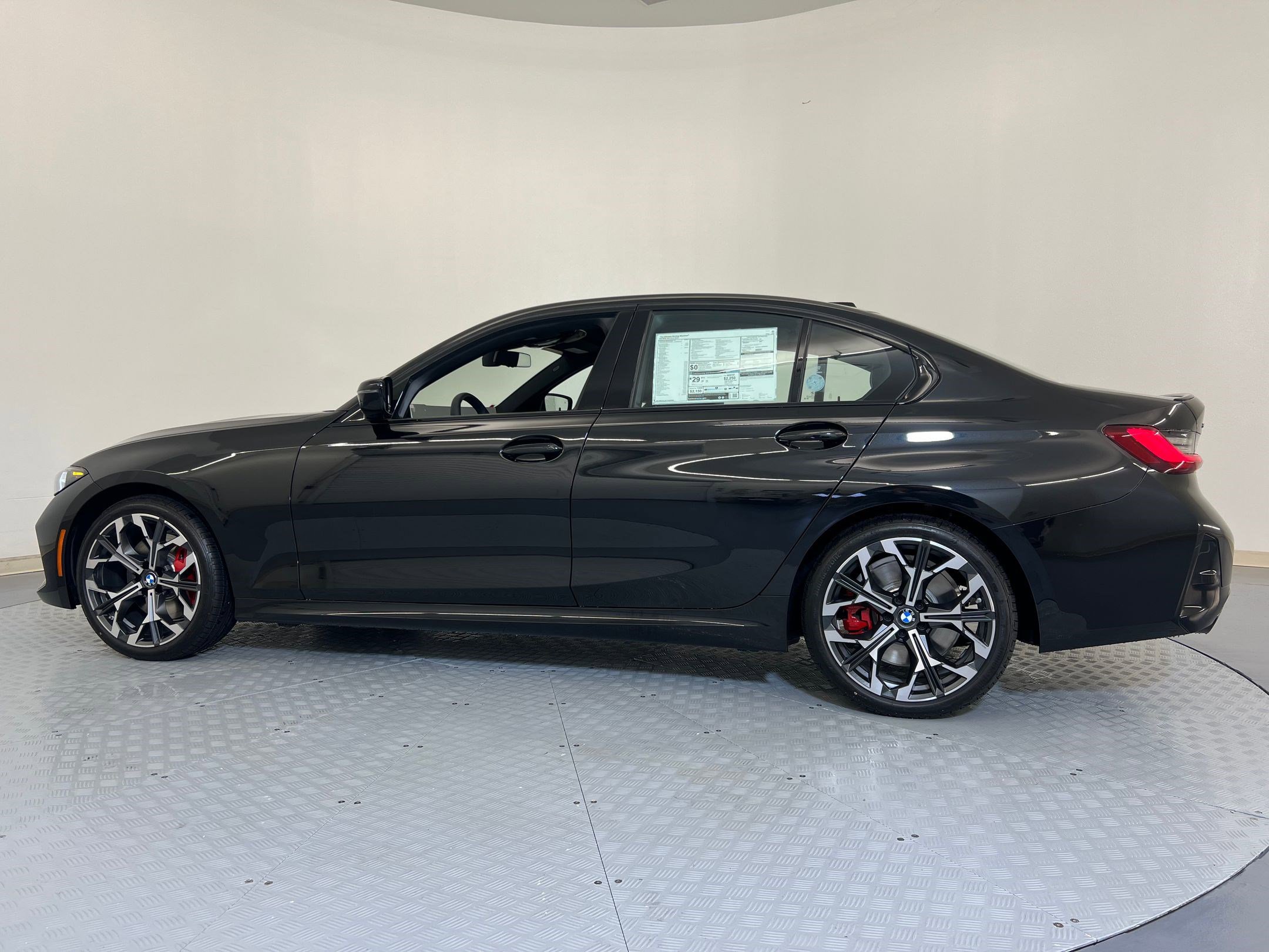 2026 Bmw 330i xDrive Sedan photo 2