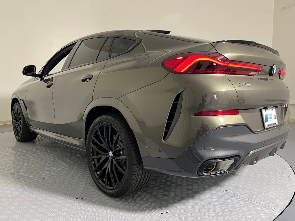 New 2026 BMW X6 xDrive40i SUV