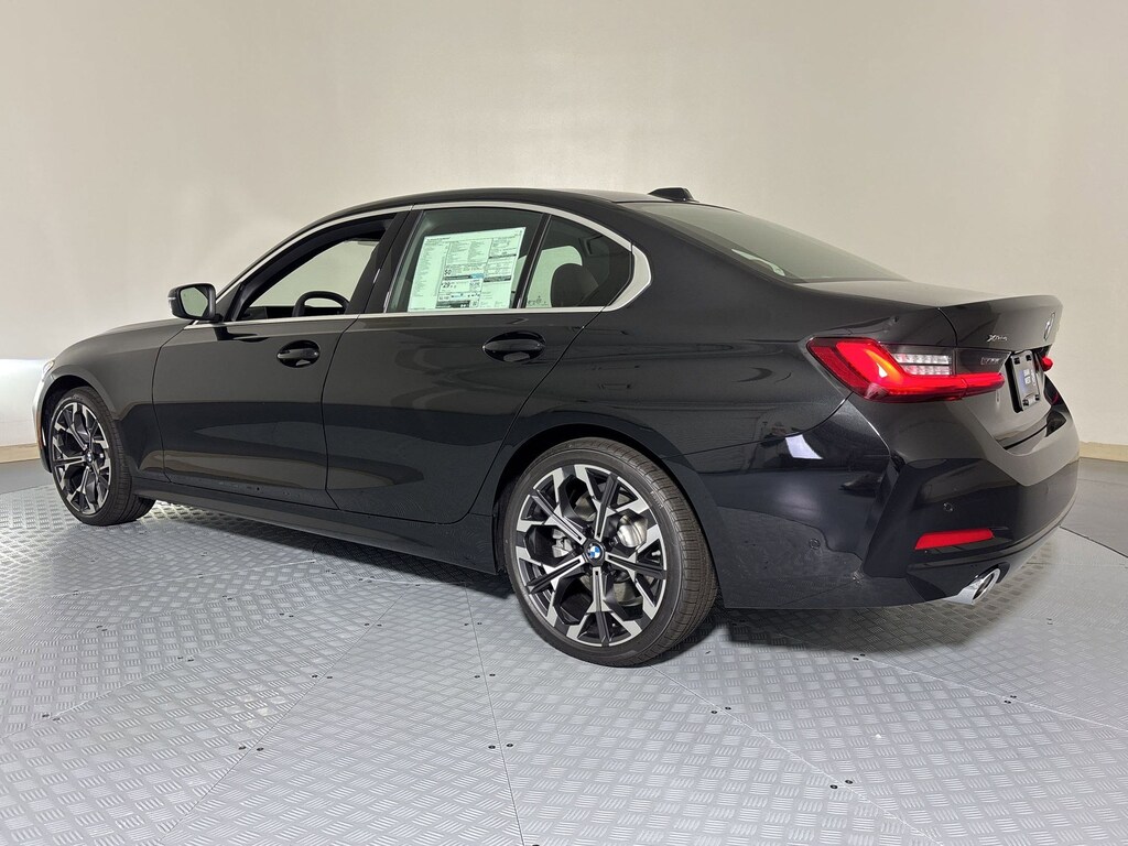 New 2026 BMW 330i xDrive Sedan