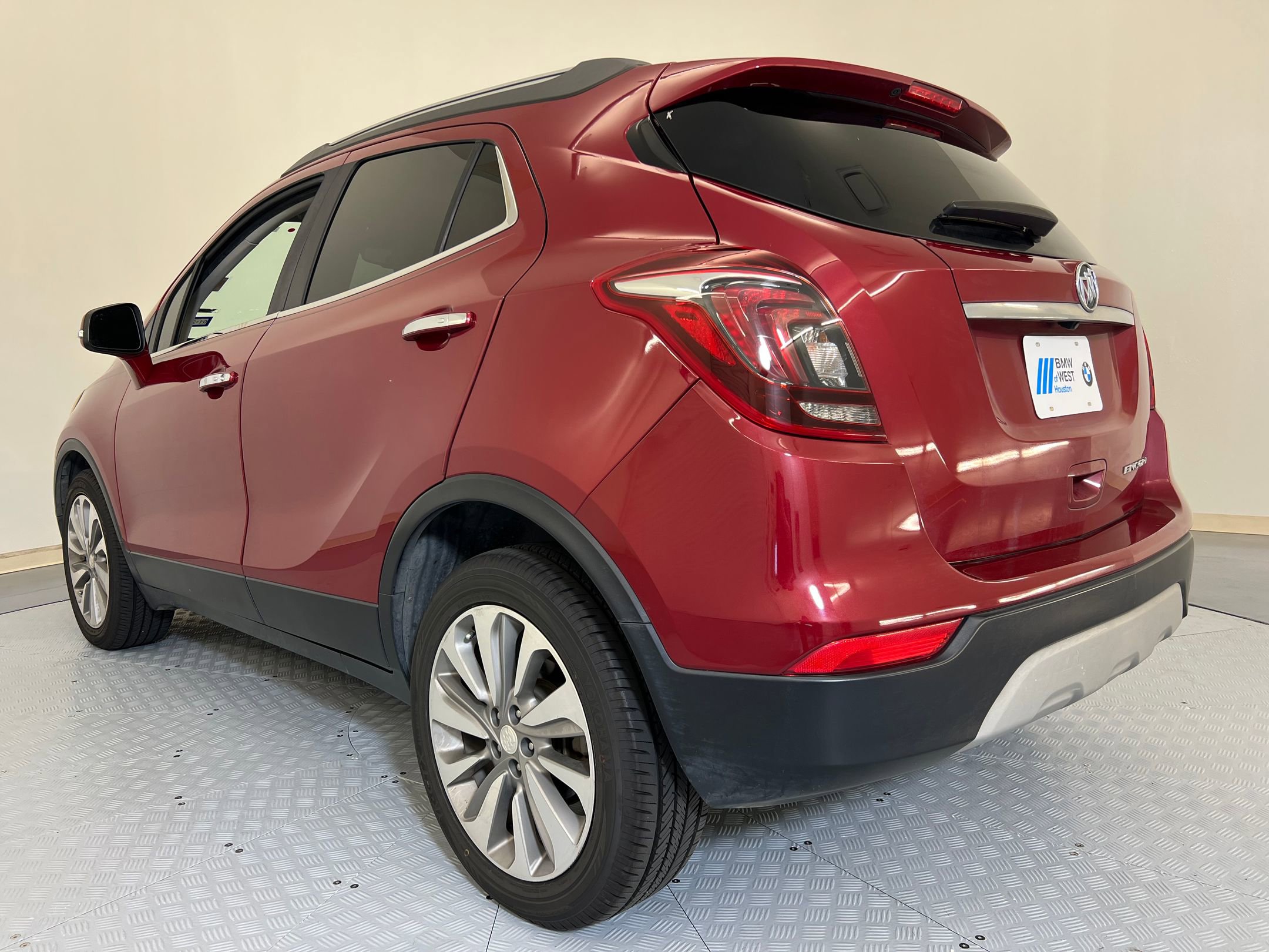2019 Buick Encore Preferred photo 2
