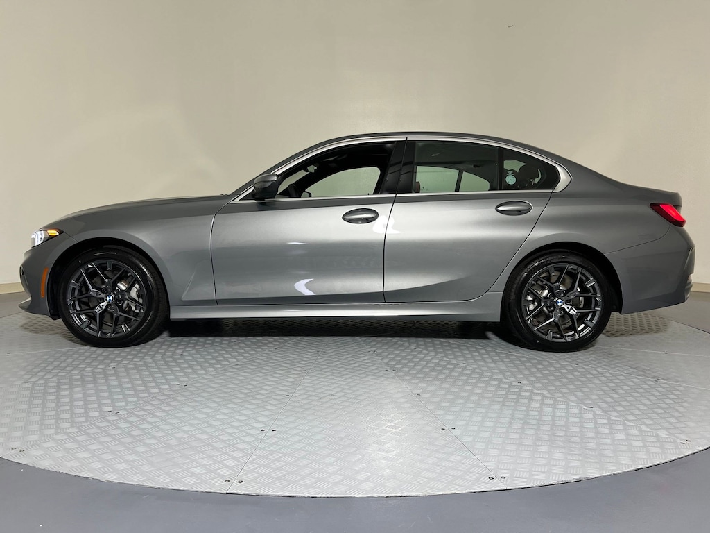 New 2025 BMW 330i xDrive Sedan