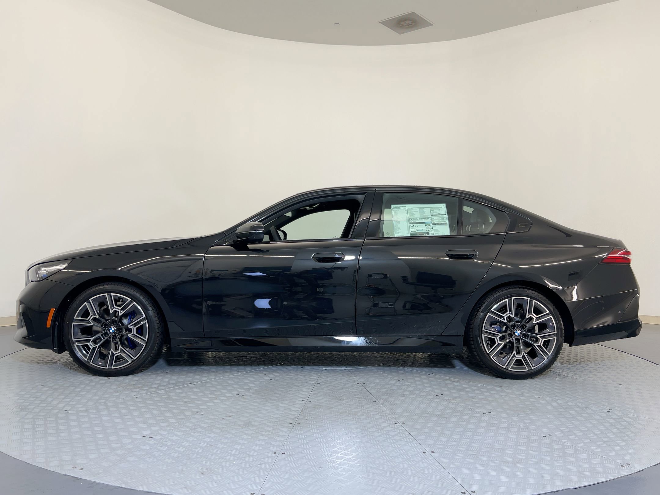 2026 Bmw 530i photo 2