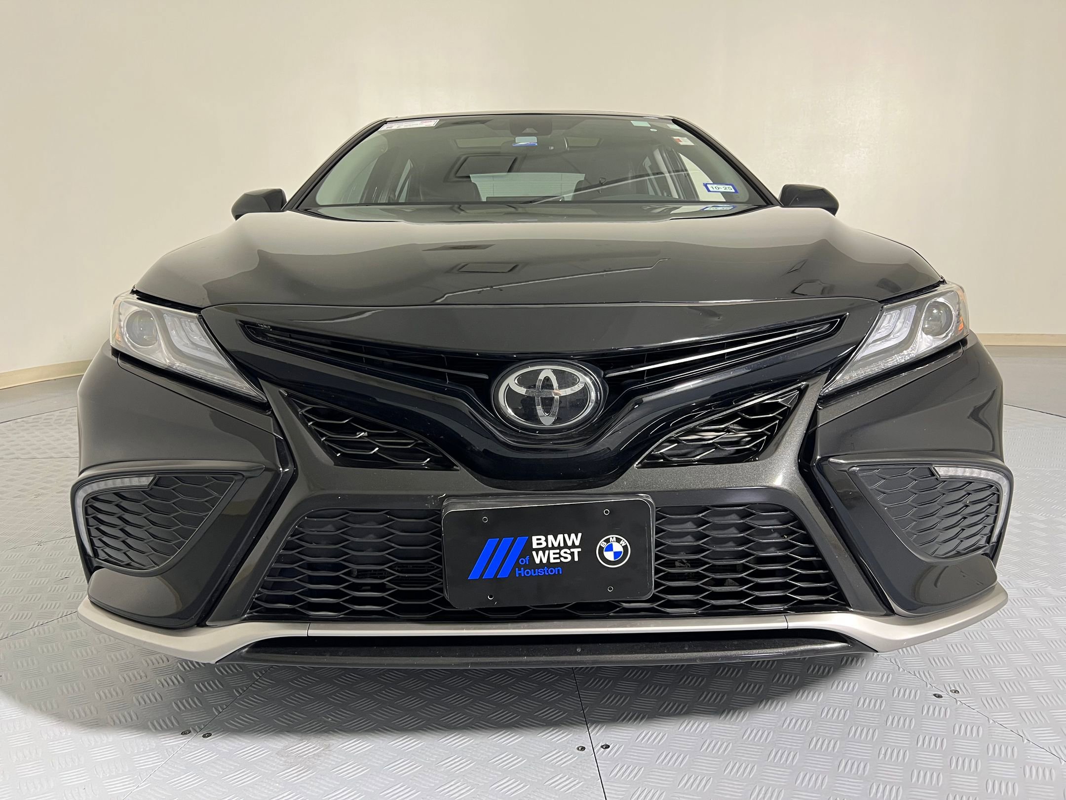 2023 Toyota Camry XSE photo 4