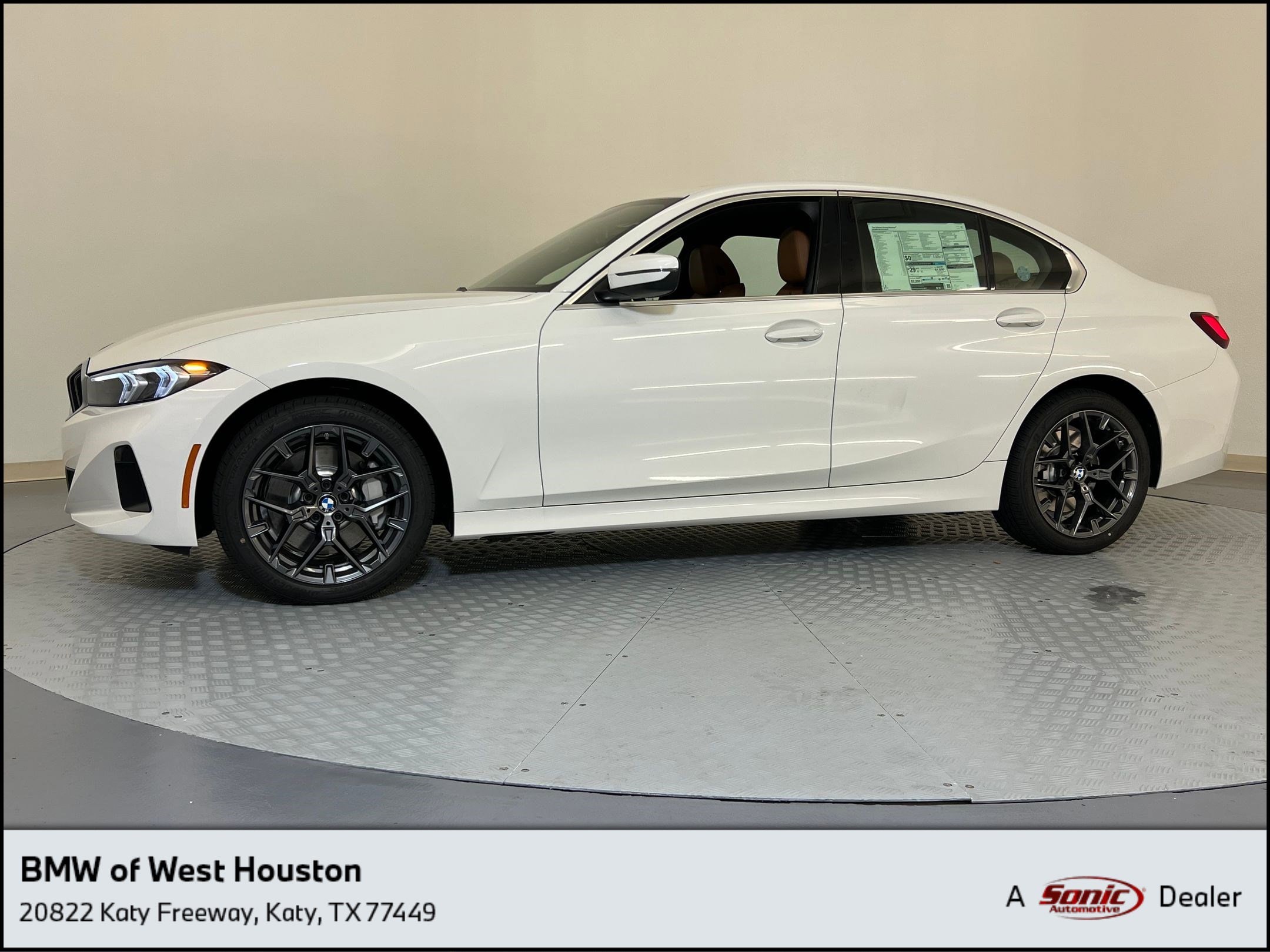 2025 BMW 3 Series 330i's photo