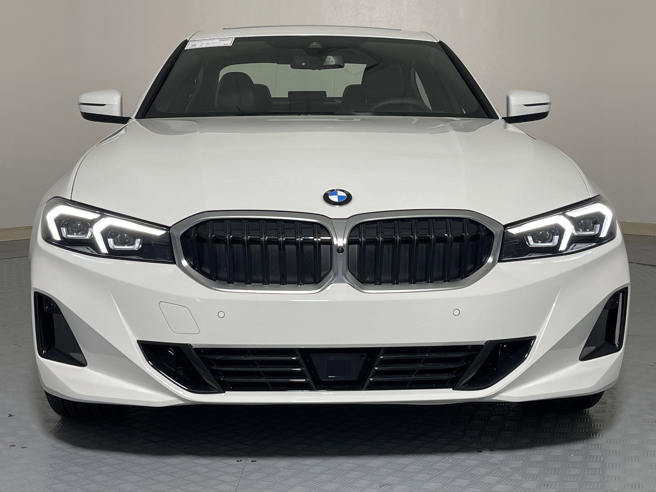 2025 Bmw 330i photo 4