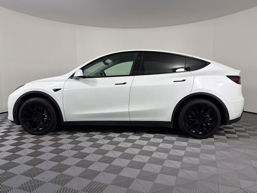 Used 2023 Tesla Model Y Base SUV