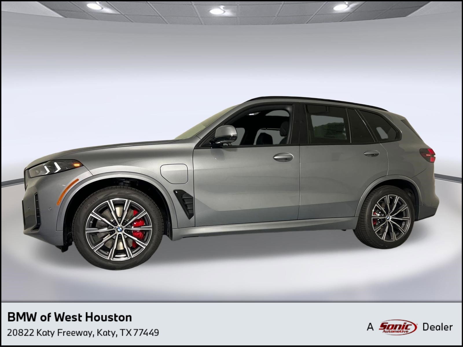 2026 BMW X5 xDrive50e's photo