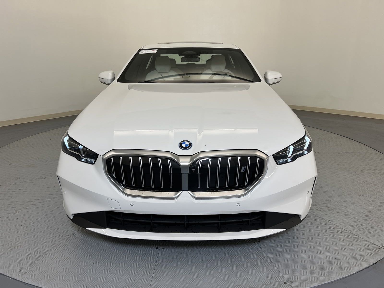 Used 2024 BMW i5 Base with VIN WBY33FK07RCR51858 for sale in Katy, TX