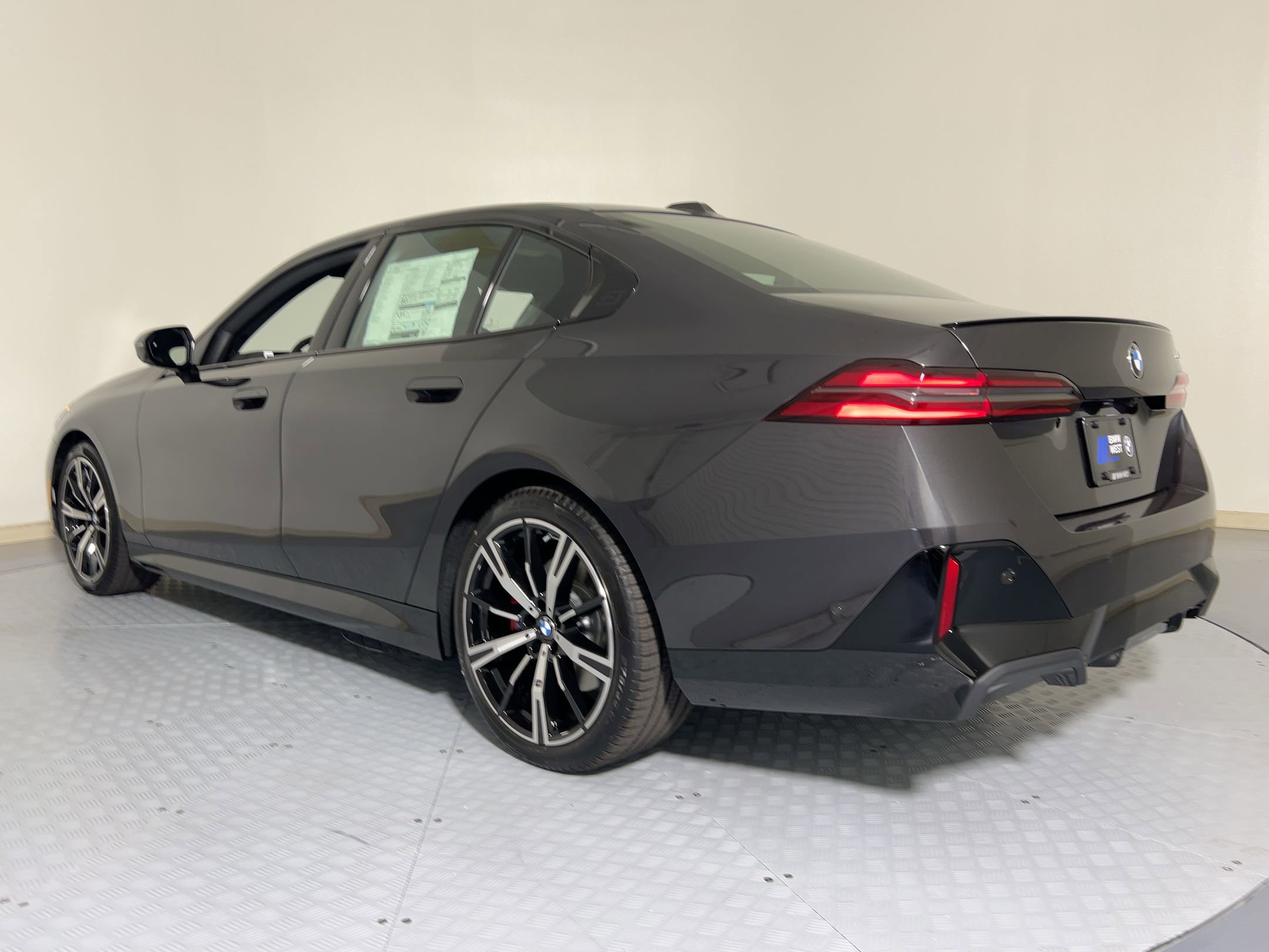 2026 Bmw 530i photo 3