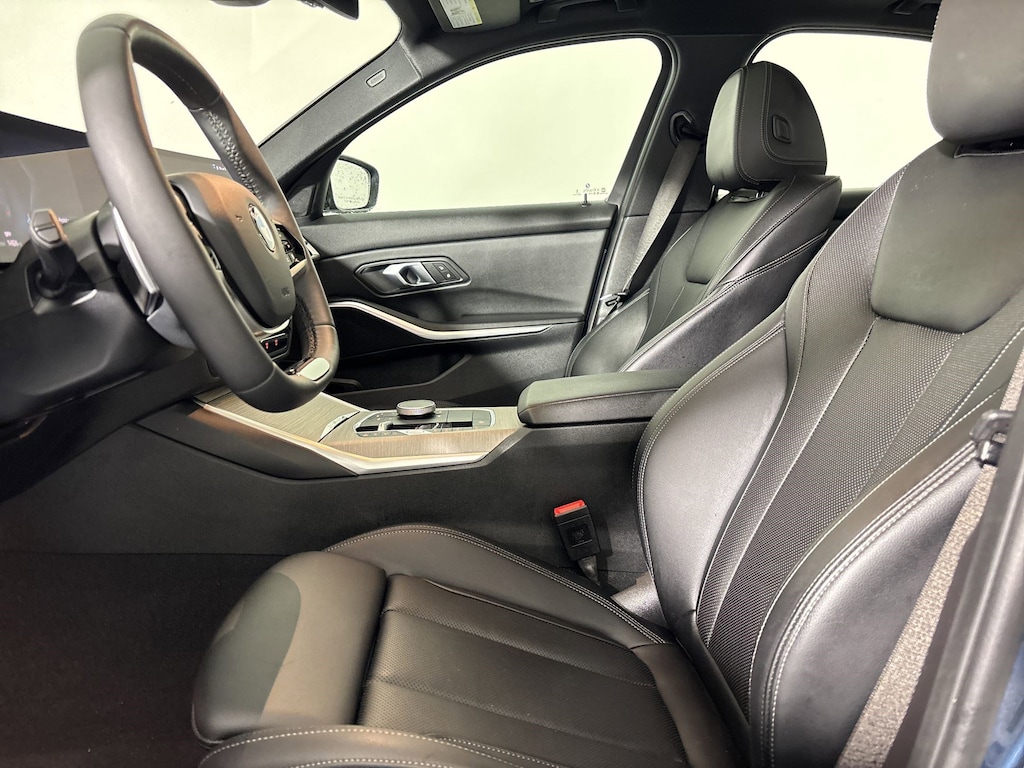 Certified 2025 BMW 330i Sedan