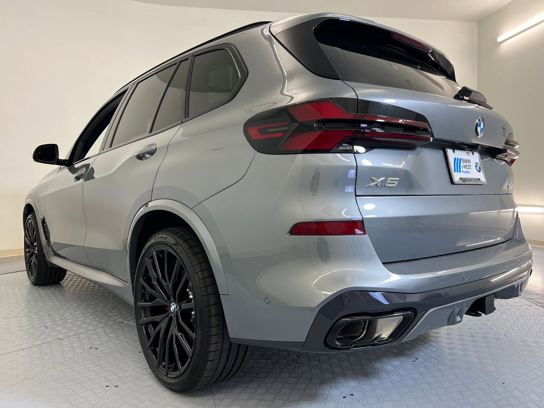 2026 Bmw X5 xDrive40i photo 3