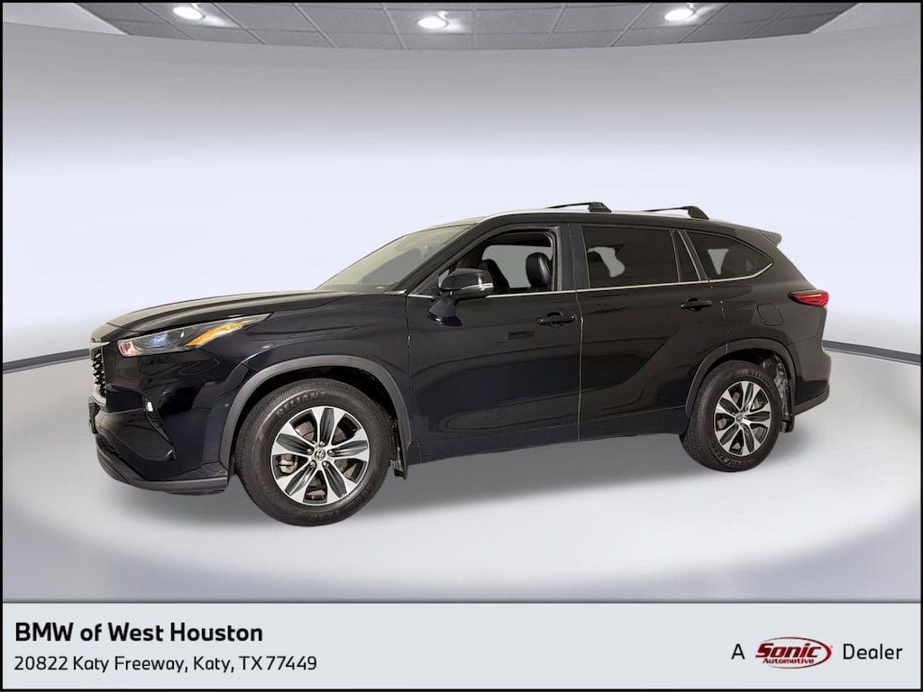 Used 2023 Toyota Highlander XLE SUV
