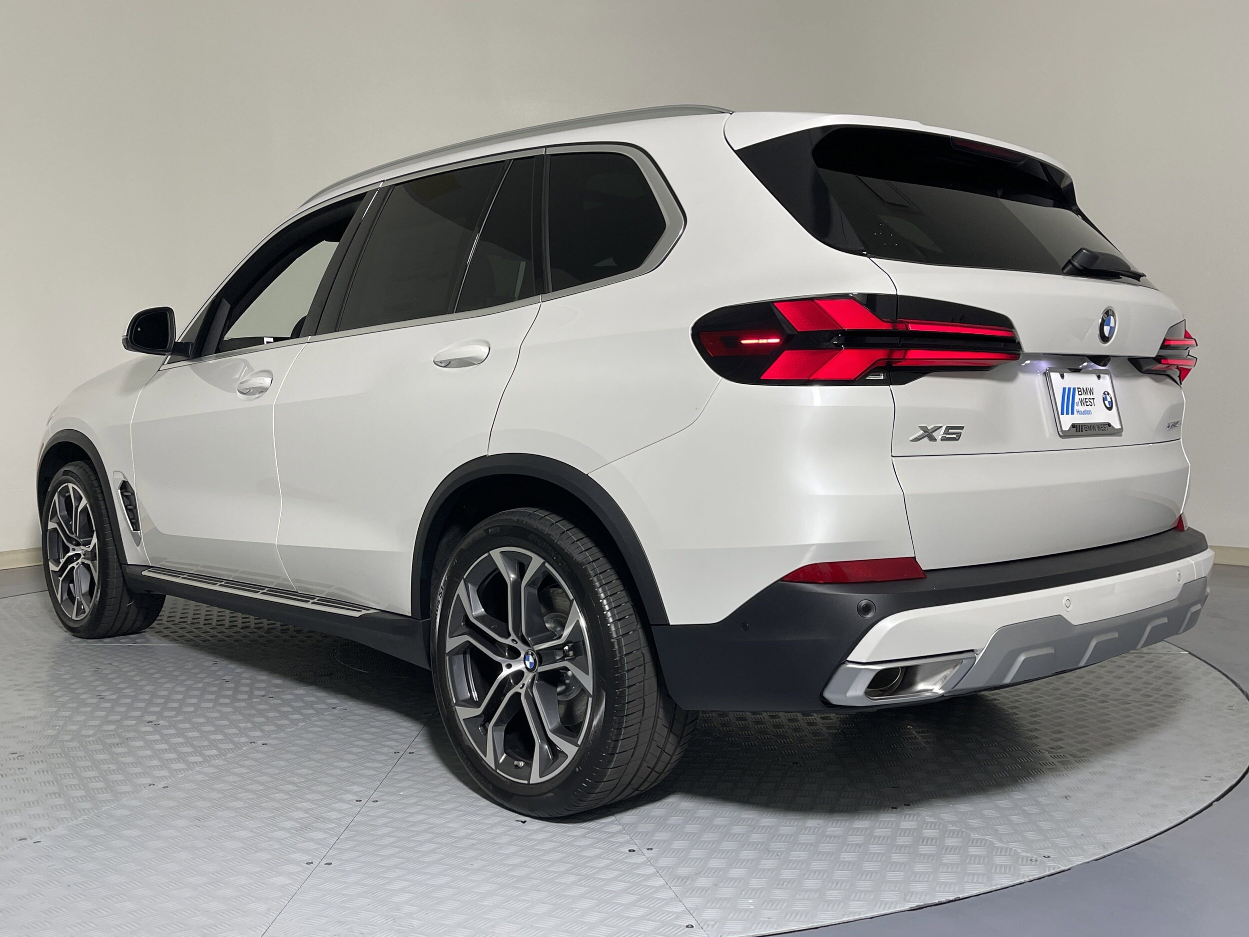 2026 Bmw X5 xDrive40i photo 4