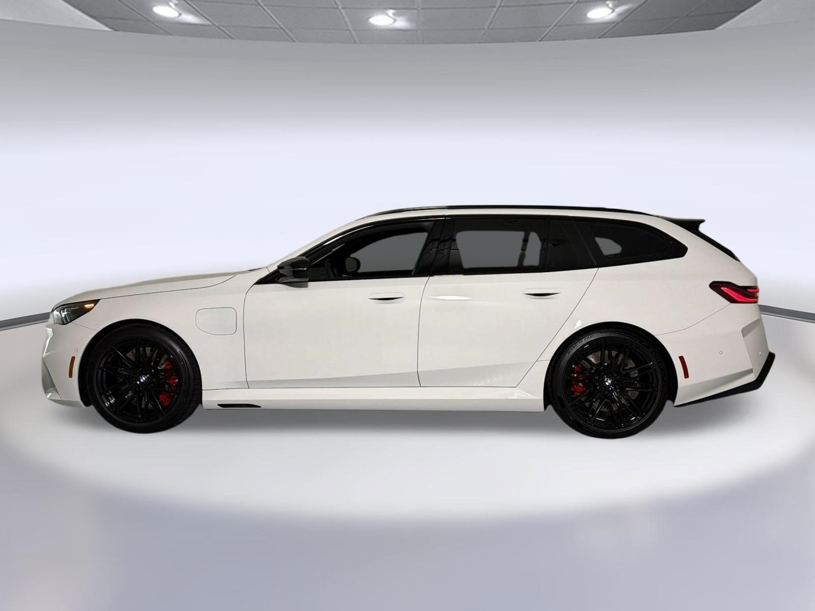 M5 Base Touring