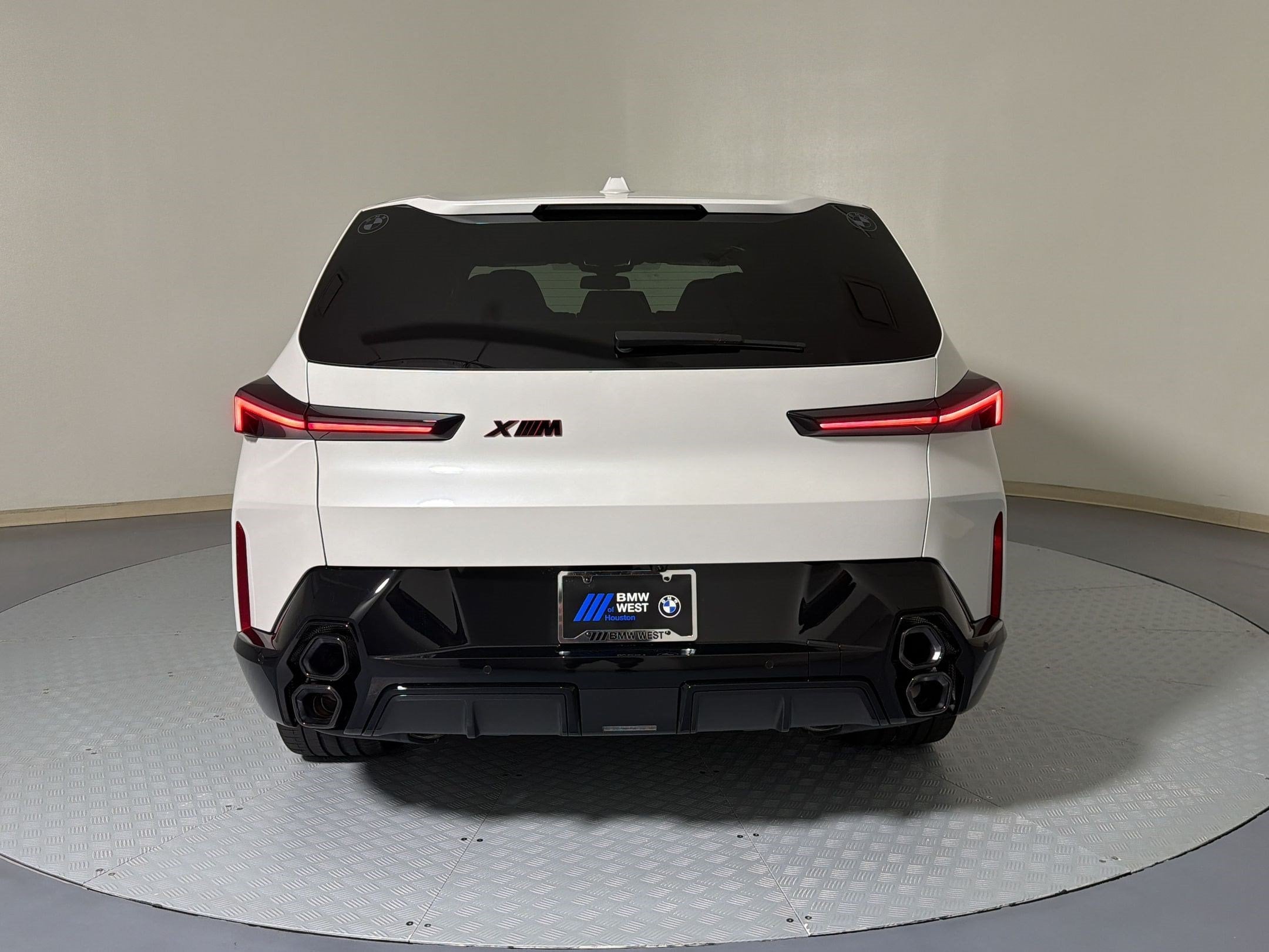 XM Label SUV