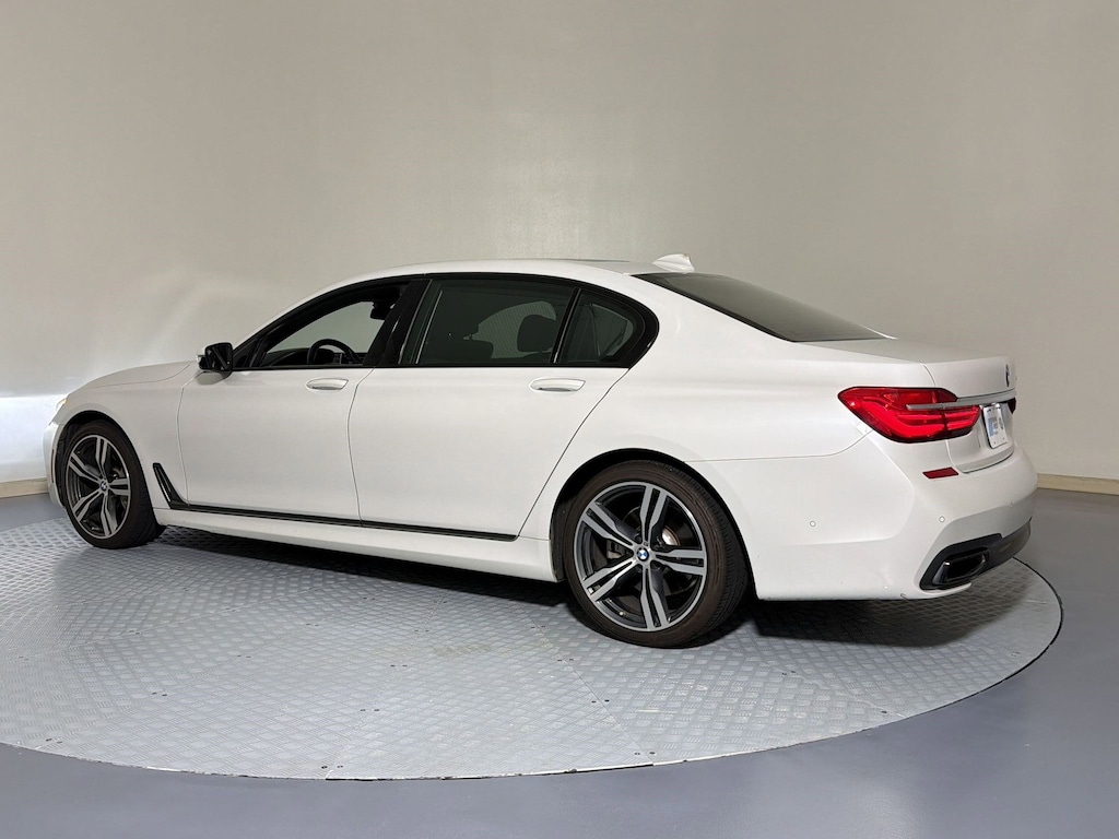Used 2019 BMW 750i Sedan