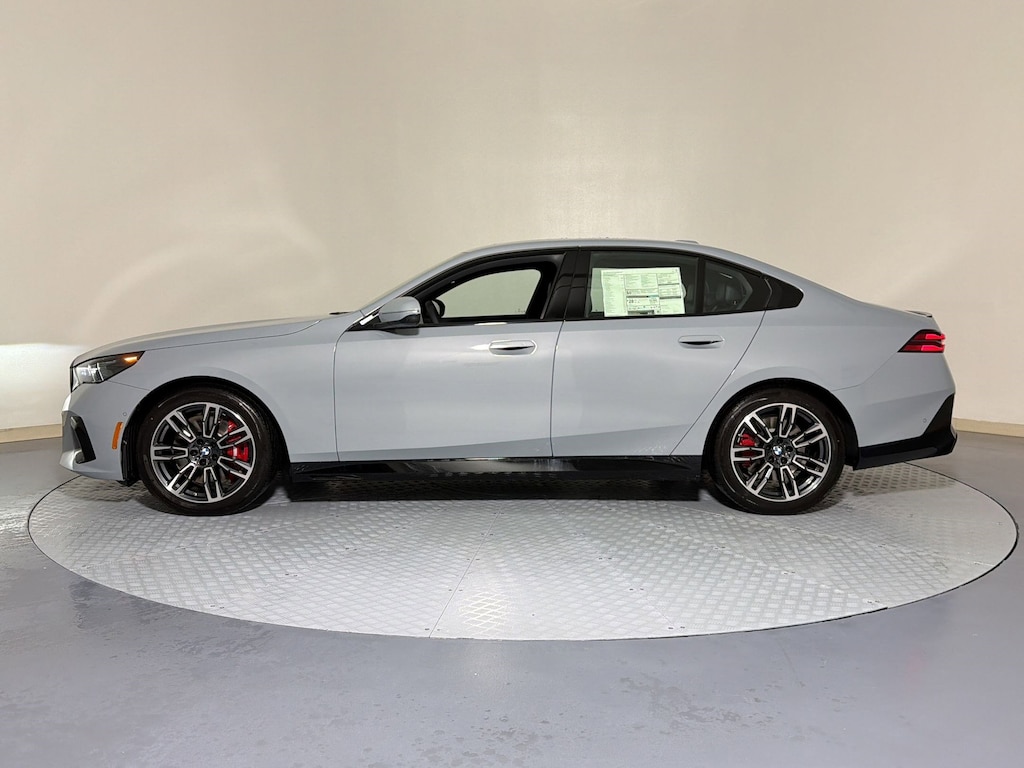 New 2027 BMW 540i xDrive Sedan