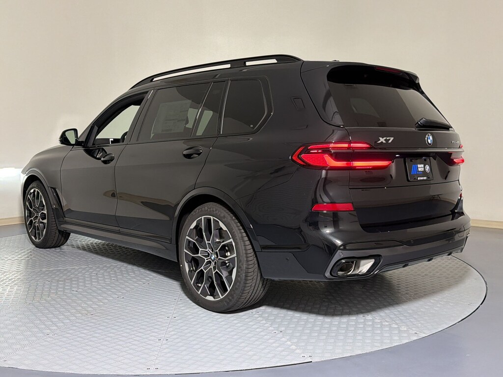 New 2027 BMW X7 xDrive40i SUV