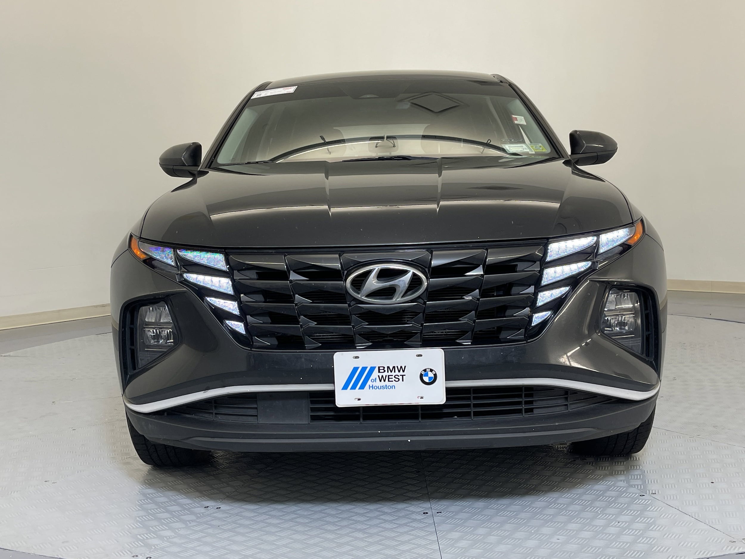 Used 2022 Hyundai Tucson SE with VIN 5NMJA3AE0NH012993 for sale in Katy, TX