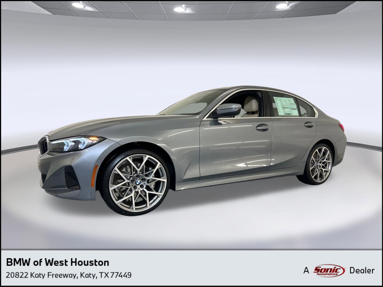 2025 BMW 3 Series 330i xDrive Sedan's photo