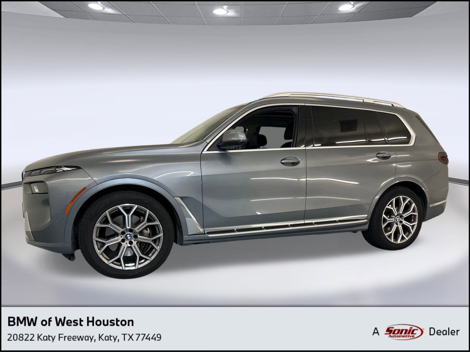 2024 BMW X7 40i's photo