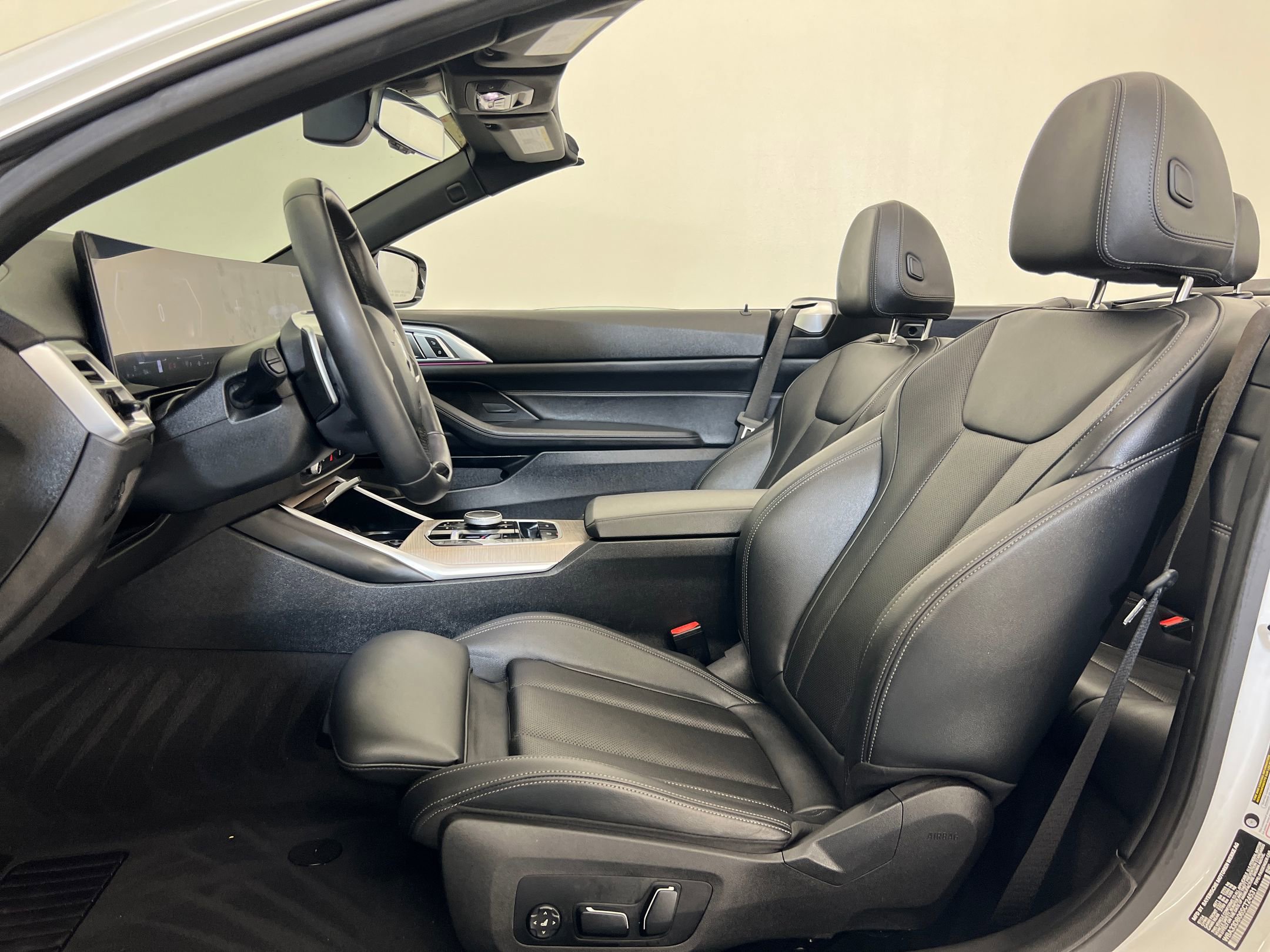 2025 Bmw 430i Convertible photo 4