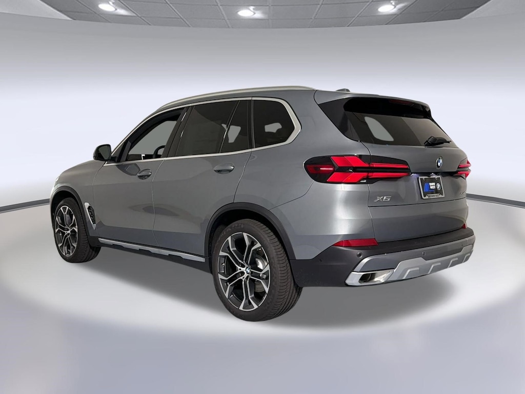 New 2026 BMW X5 xDrive40i SUV