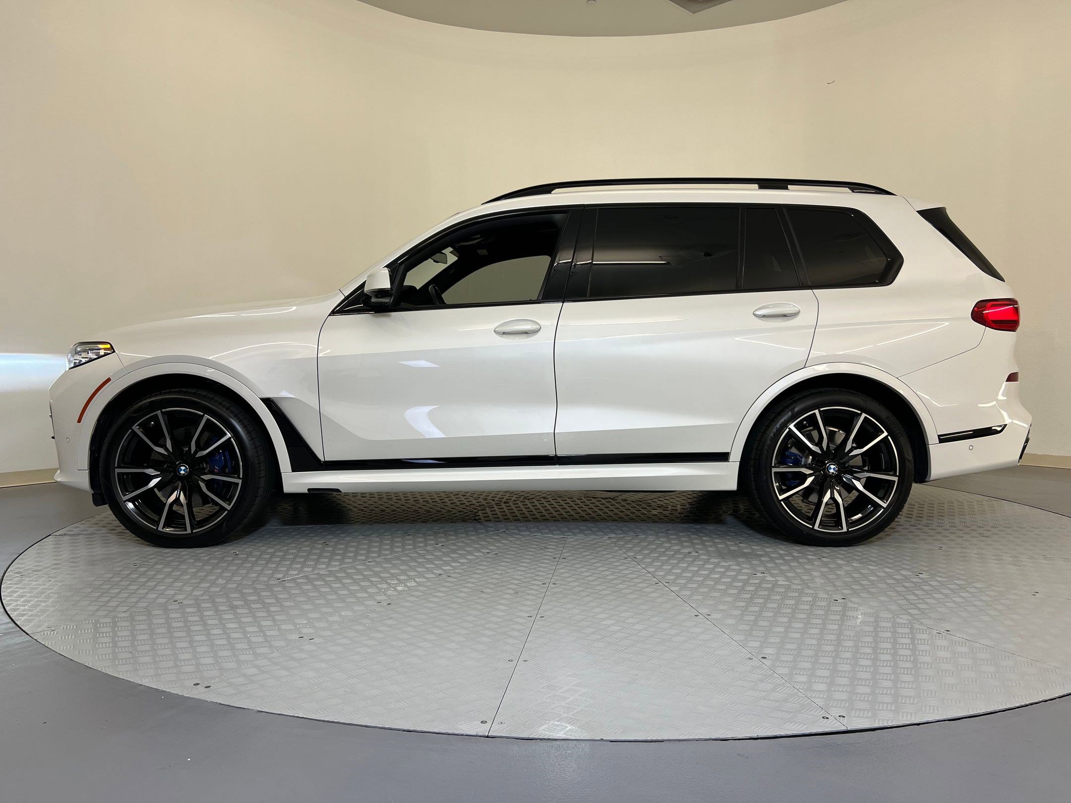2022 Bmw X7 xDrive40i photo 2