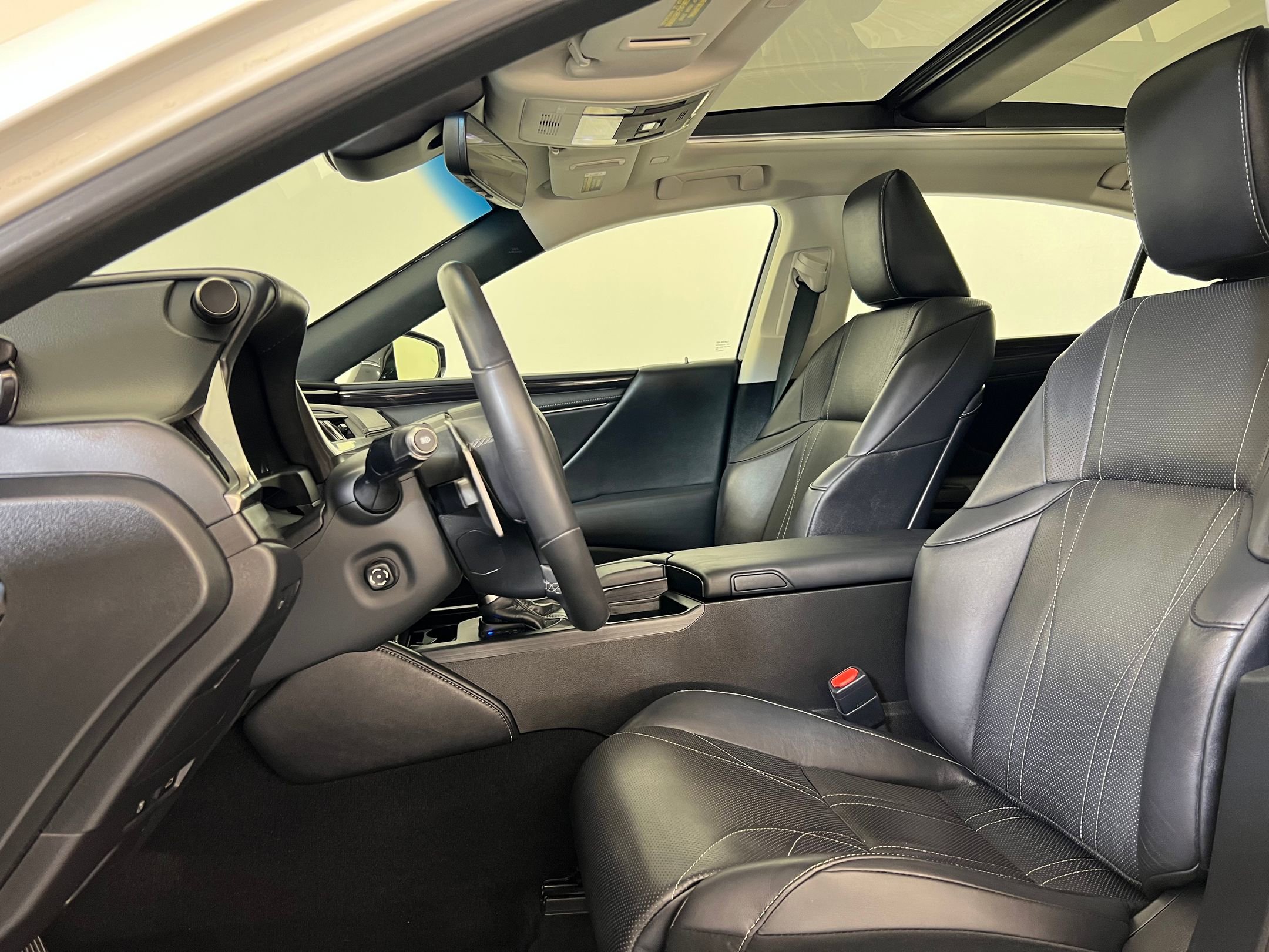 2019 Lexus ES 350 Premium photo 4