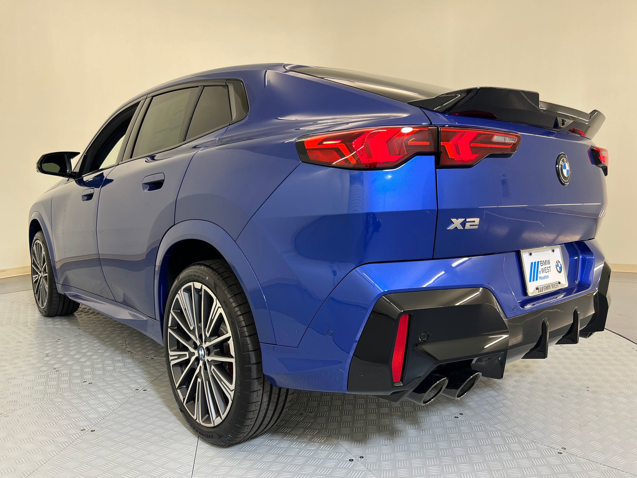 2026 Bmw X2 M35i photo 3